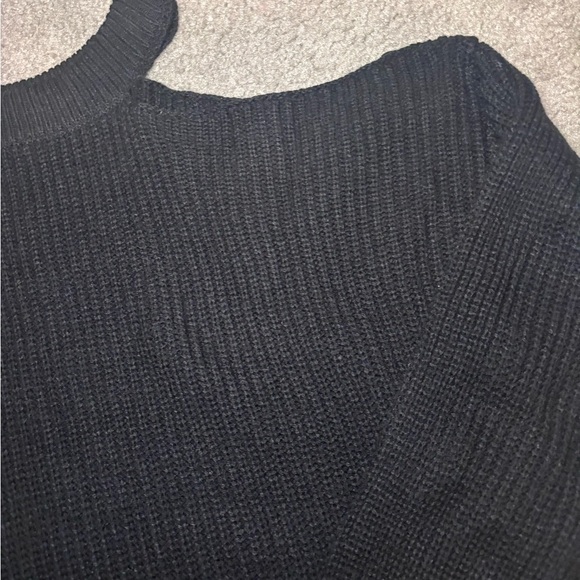 Black Cold Shoulder Ribbed Sweater - Picture 2 of 4